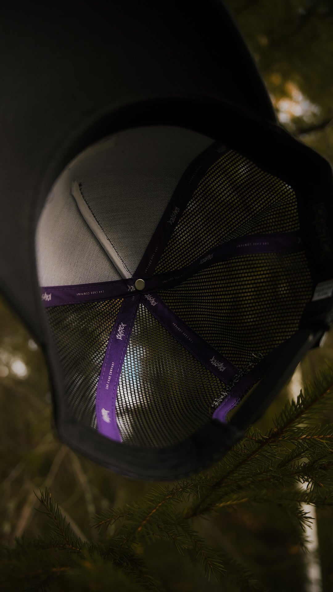 a-frame horror in the dark trucker svart