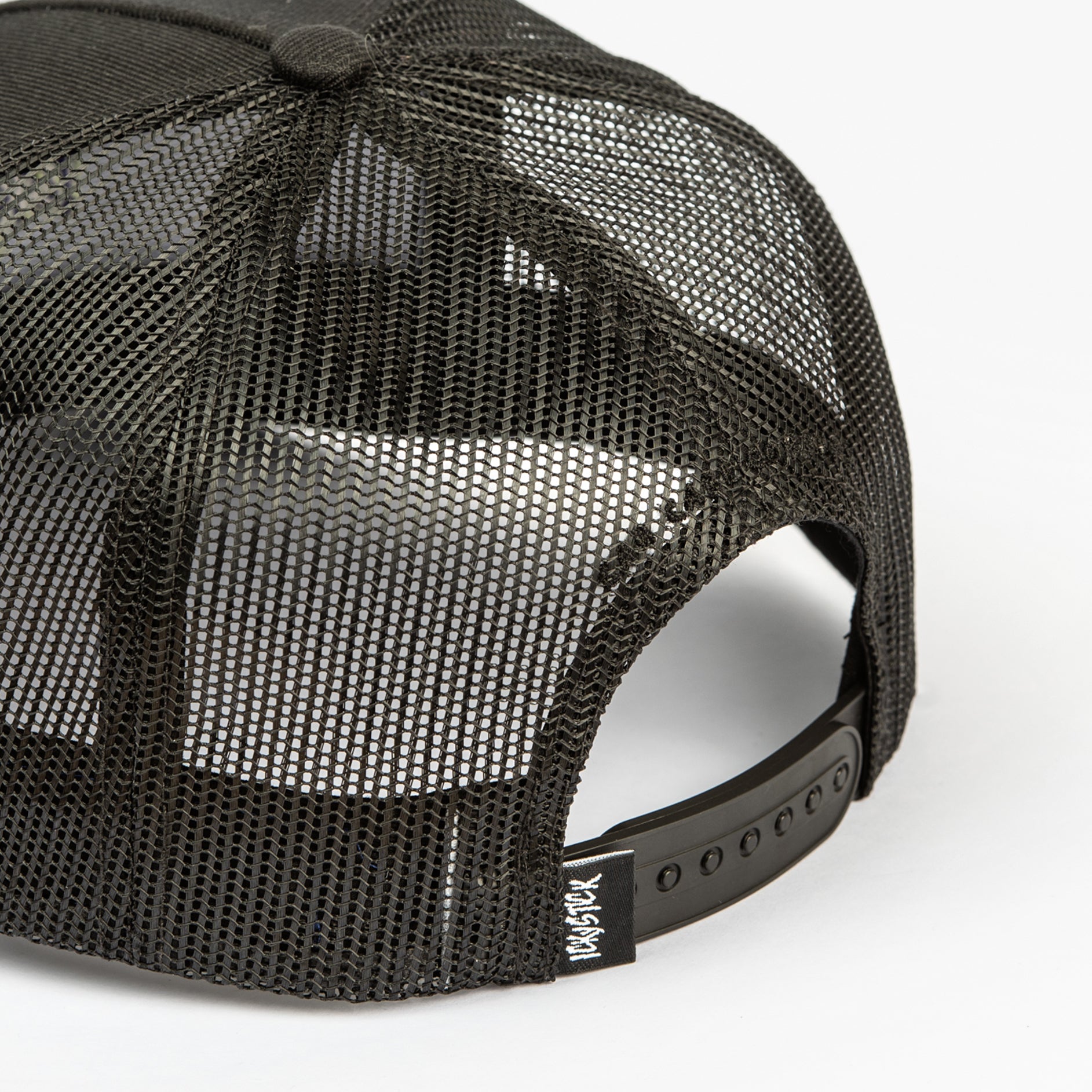 a-frame horror trucker svart